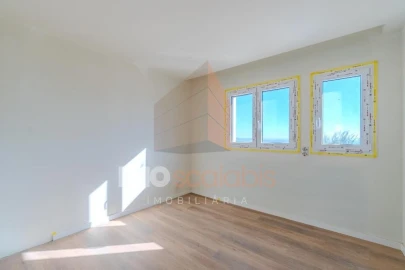 Apartamento T3 para Venda em Romeira e Várzea
