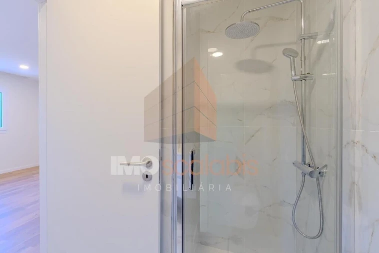 Apartamento T3 para Venda em Romeira e Várzea Foto 36