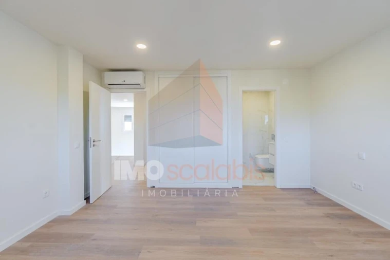 Apartamento T3 para Venda em Romeira e Várzea Foto 37