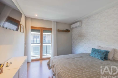 Apartamento T2 para Arrendamento em Pontinha e Famões