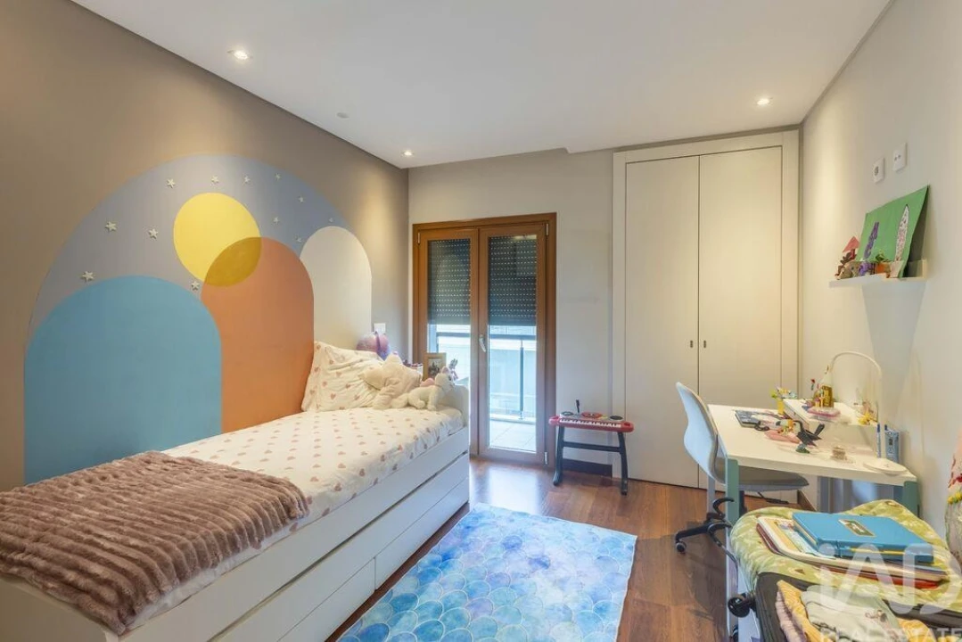 Apartamento T2 para Arrendamento em Pontinha e Famões Foto 8