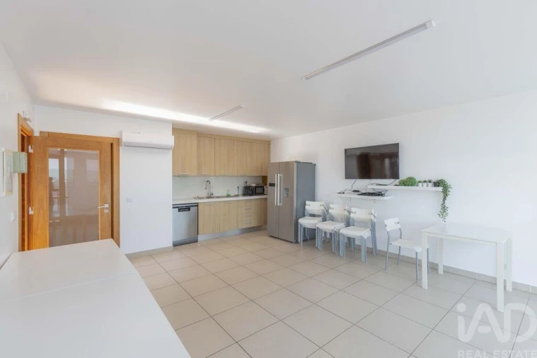 Apartamento T2 para Arrendamento em Pontinha e Famões Foto 19