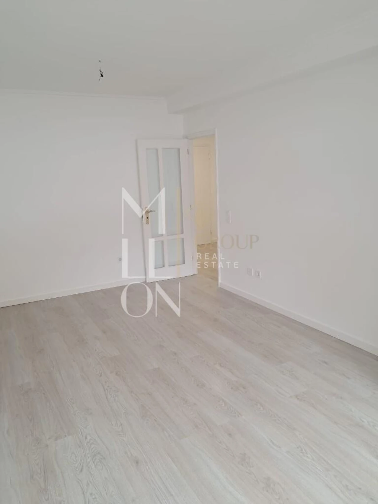 Apartamento T1 para Venda em Oliveira do Douro Foto 3