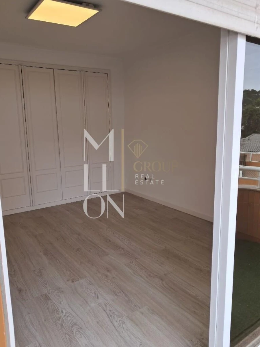 Apartamento T1 para Venda em Oliveira do Douro Foto 10
