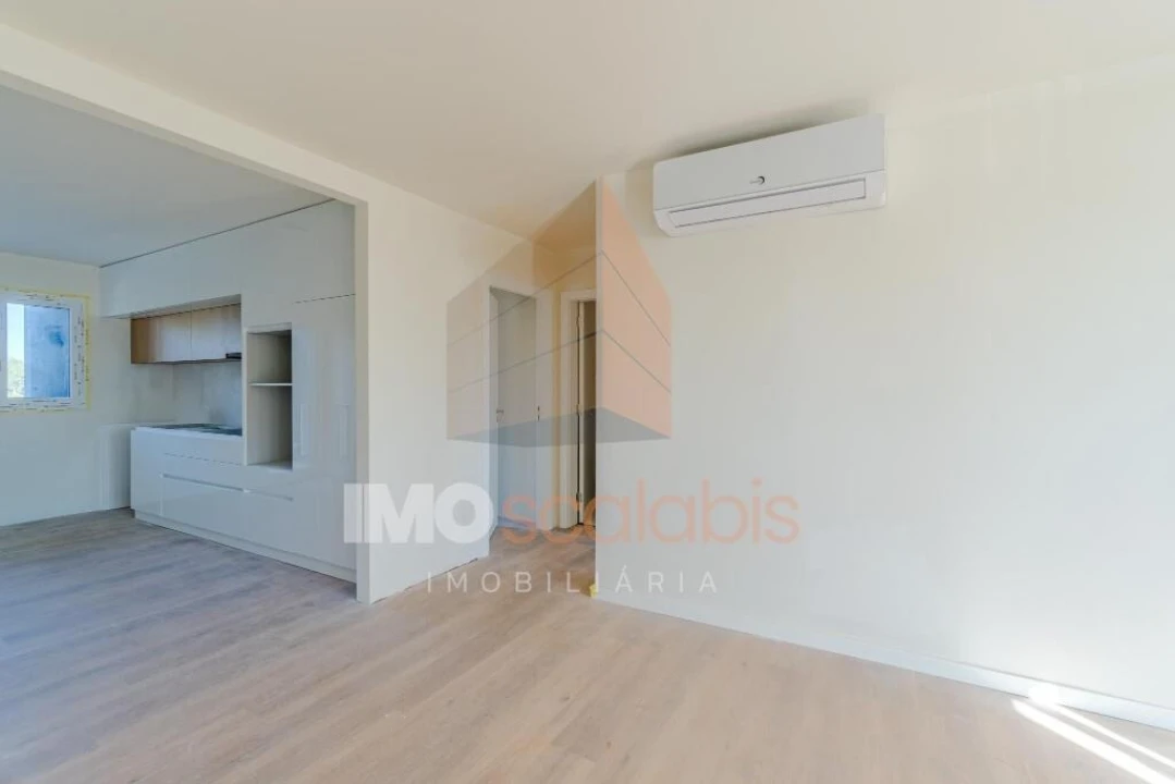 Apartamento T3 para Venda em Romeira e Várzea Foto 14