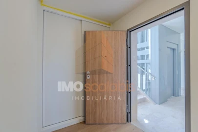 Apartamento T3 para Venda em Romeira e Várzea