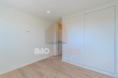 Apartamento T3 para Venda em Romeira e Várzea