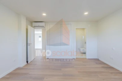 Apartamento T3 para Venda em Romeira e Várzea