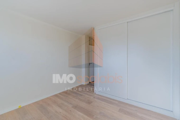 Apartamento T3 para Venda em Romeira e Várzea Foto 22