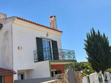 Moradia T3 para Venda em Sesimbra (Castelo)