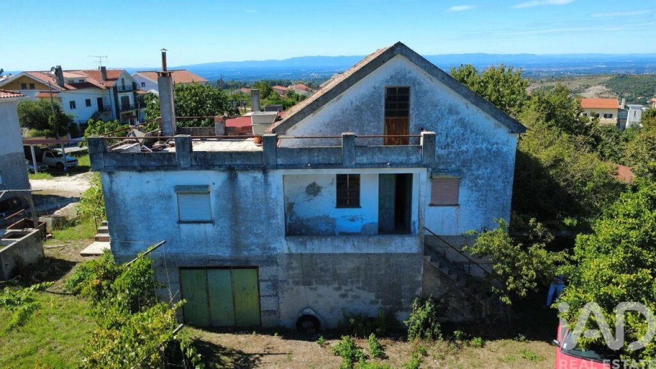 Moradia para Venda em Nogueira do Cravo Foto 1