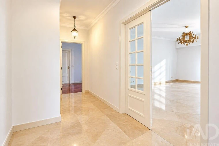 Apartamento T1 para Venda em Cascais e Estoril Foto 7