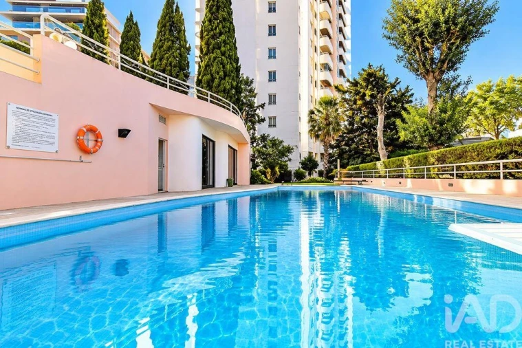 Apartamento T1 para Venda em Cascais e Estoril Foto 3