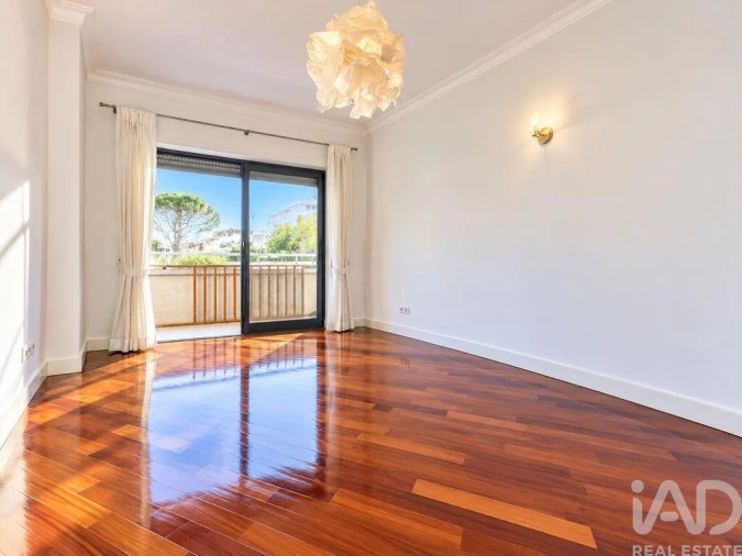 Apartamento T1 para Venda em Cascais e Estoril Foto 11