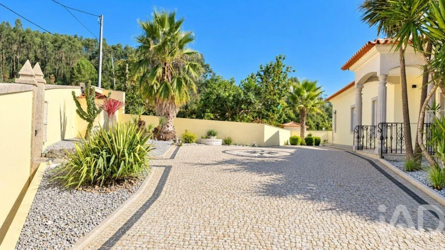Moradia T6 para Venda em Vila Cova da Lixa e Borba de Godim Foto 10