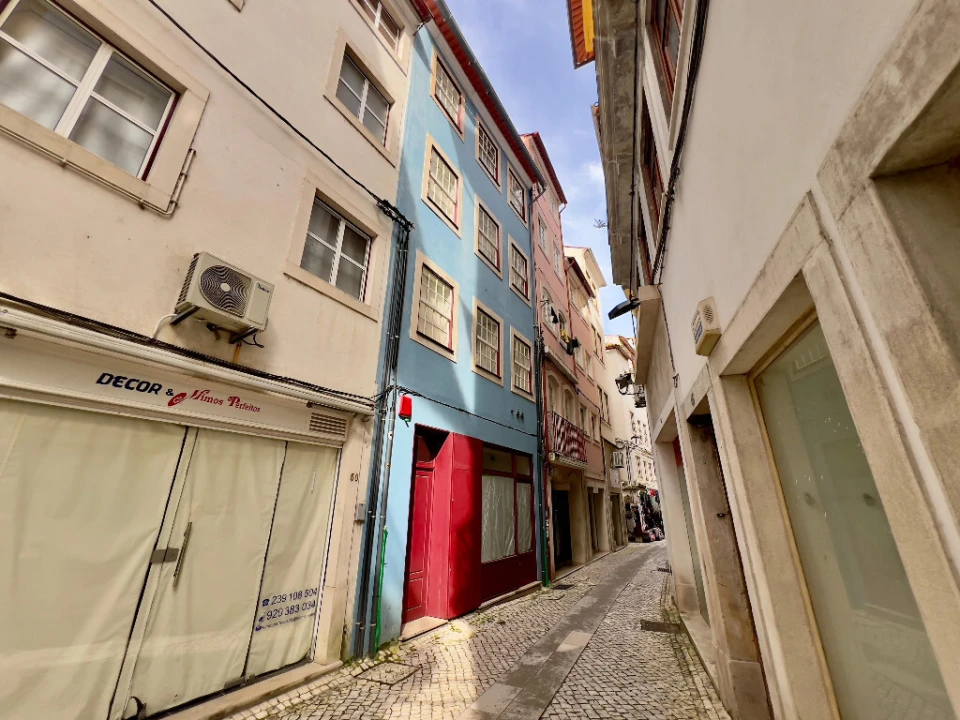 Prédio para Venda em São Martinho do Bispo e Ribeira de Frades Foto 1