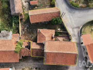 Moradia T4 para Venda em São Joaninho