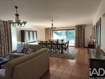 Moradia T4 para Venda em Cristelos, Boim e Ordem