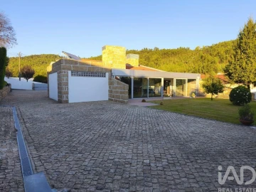 Moradia T4 para Venda em Cristelos, Boim e Ordem