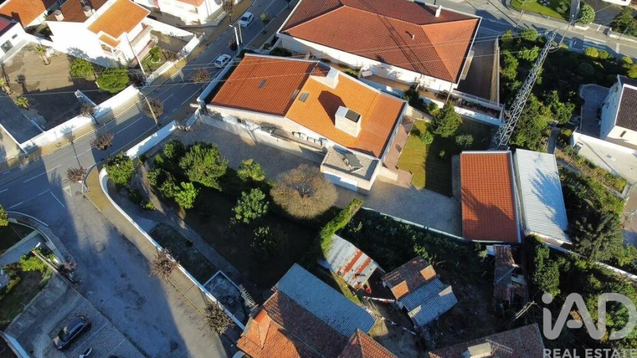 Moradia T4 para Venda em Cristelos, Boim e Ordem Foto 36