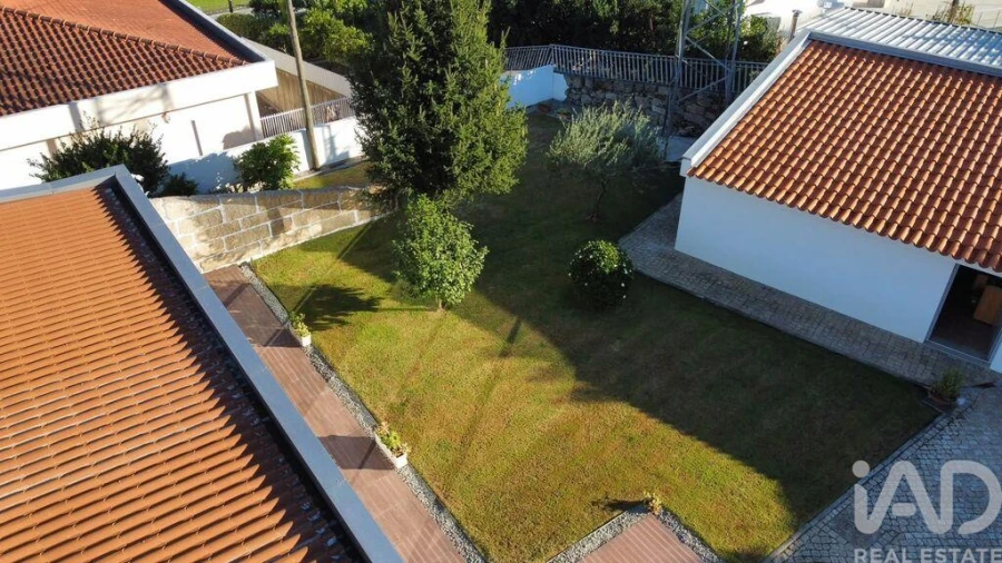 Moradia T4 para Venda em Cristelos, Boim e Ordem Foto 7