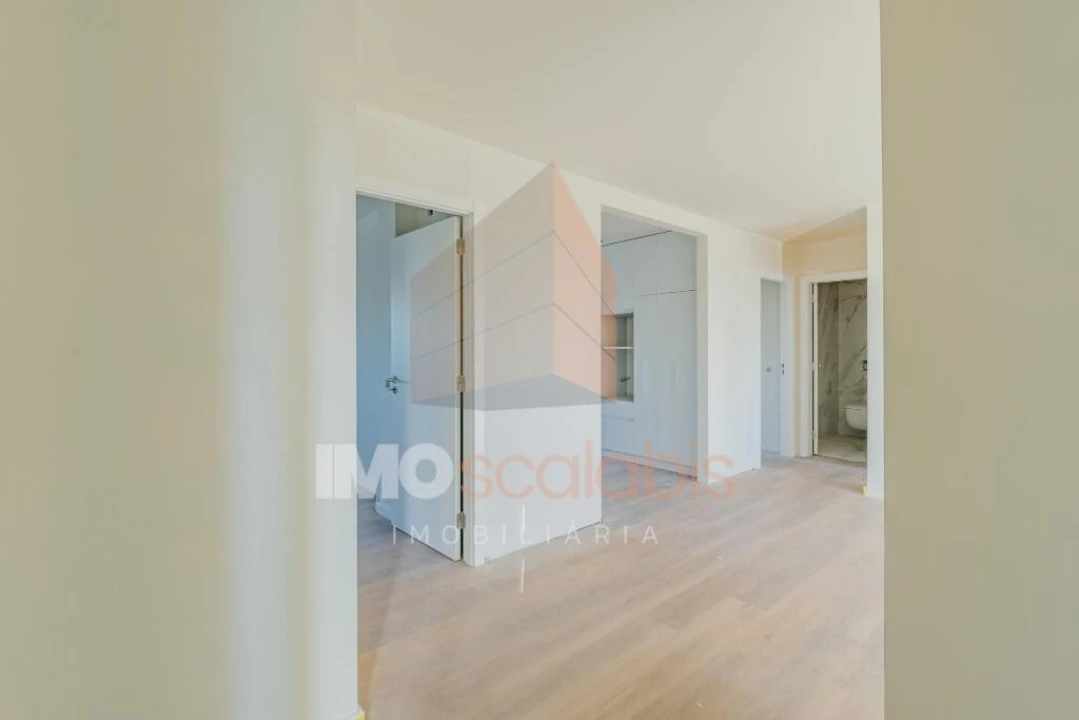 Apartamento T2 para Venda em Romeira e Várzea Foto 3