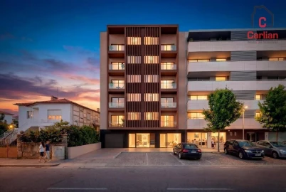 Apartamento T2 para Venda em Mafamude e Vilar do Paraíso