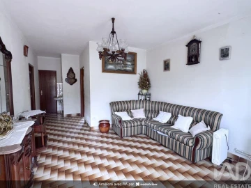 Moradia T4 para Venda em Sé, Santa Maria e Meixedo