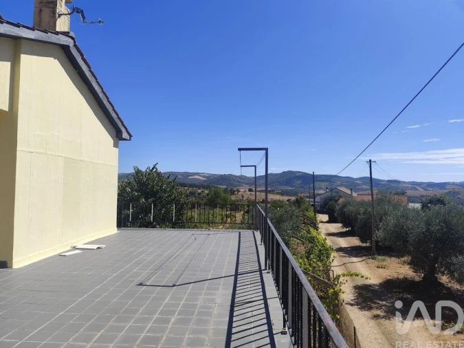 Moradia T4 para Venda em Sé, Santa Maria e Meixedo Foto 7