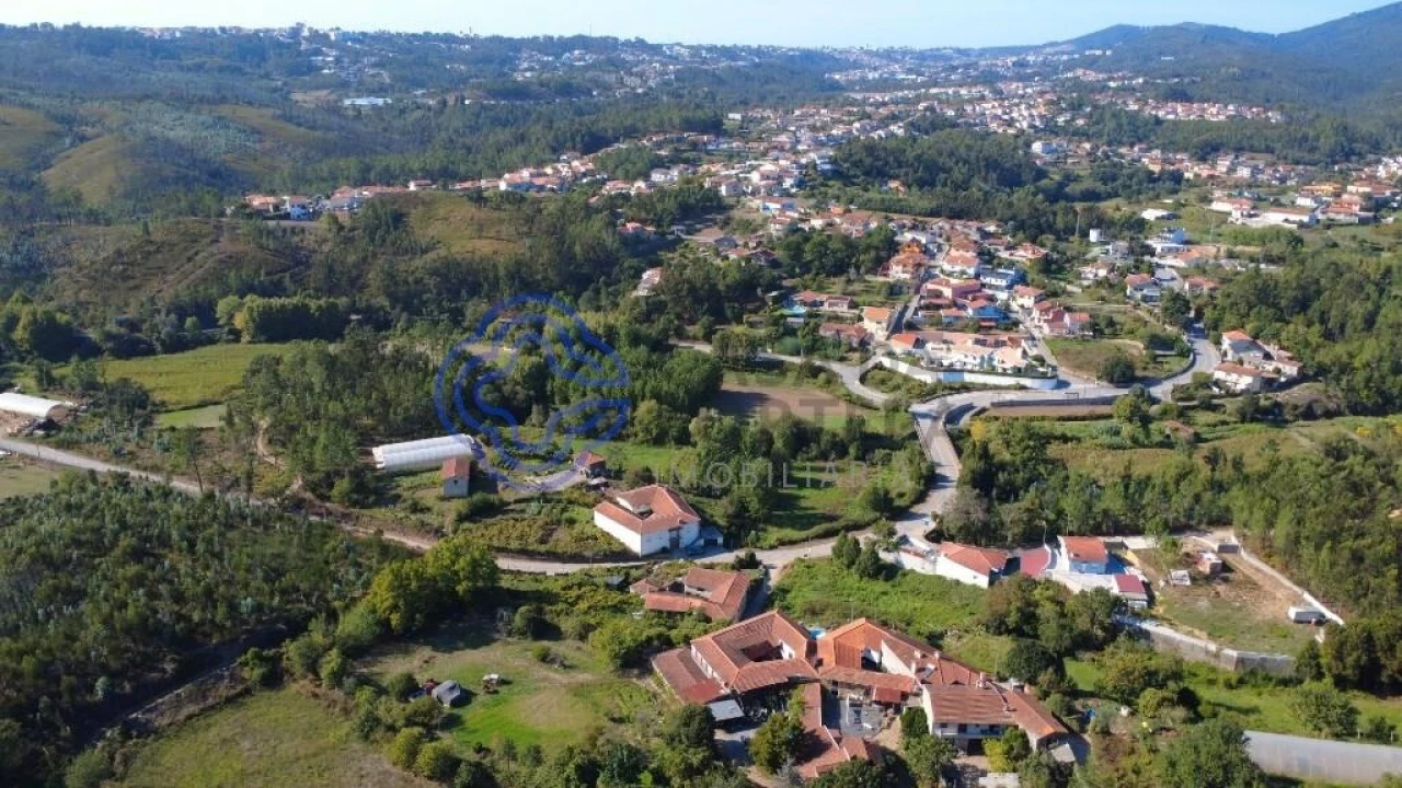 Terreno para Venda em Fânzeres e São Pedro da Cova Foto 14