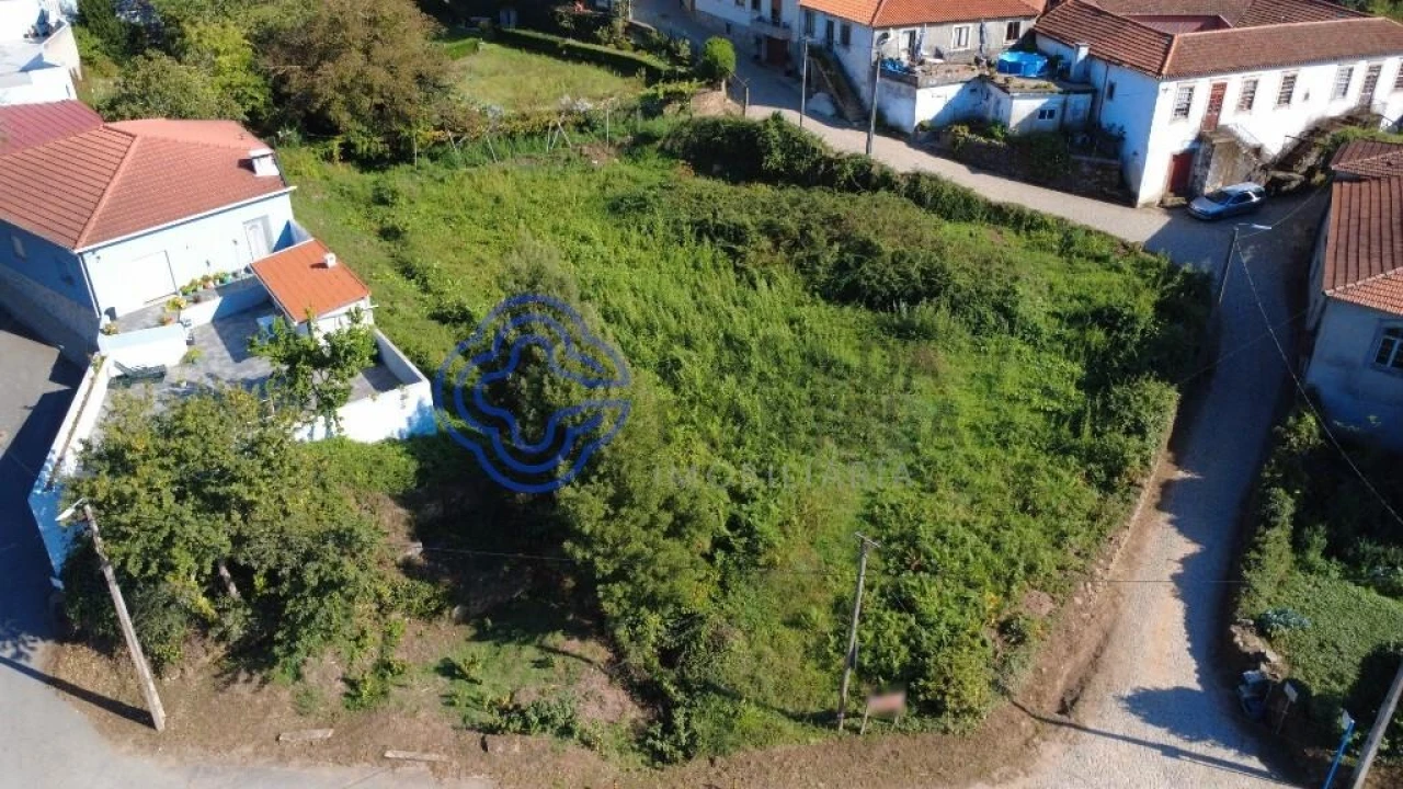 Terreno para Venda em Fânzeres e São Pedro da Cova Foto 23