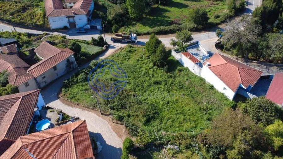 Terreno para Venda em Fânzeres e São Pedro da Cova Foto 9