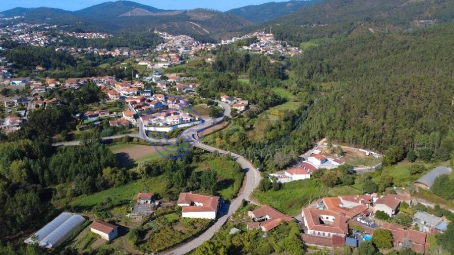 Terreno para Venda em Fânzeres e São Pedro da Cova Foto 17