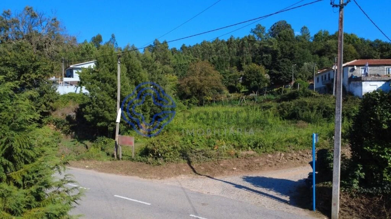 Terreno para Venda em Fânzeres e São Pedro da Cova Foto 20