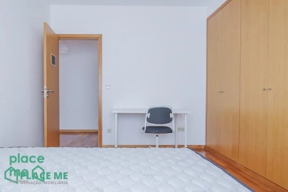 Apartamento T2 para Arrendamento em São Vitor (Braga)