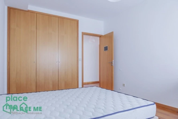 Apartamento T2 para Arrendamento em São Vitor (Braga) Foto 32