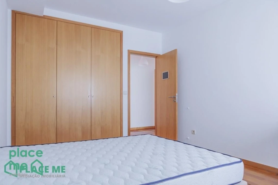 Apartamento T2 para Arrendamento em São Vitor (Braga) Foto 32