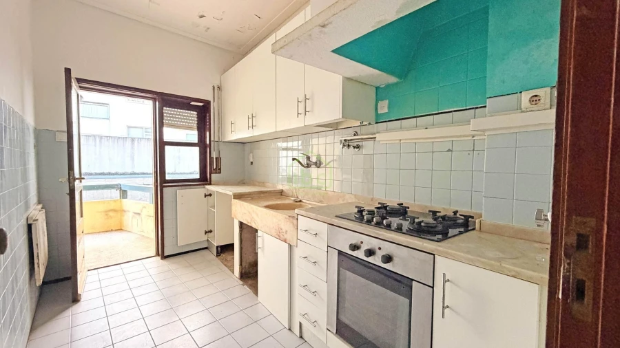 Apartamento T3 para Venda em Póvoa de Varzim, Beiriz e Argivai