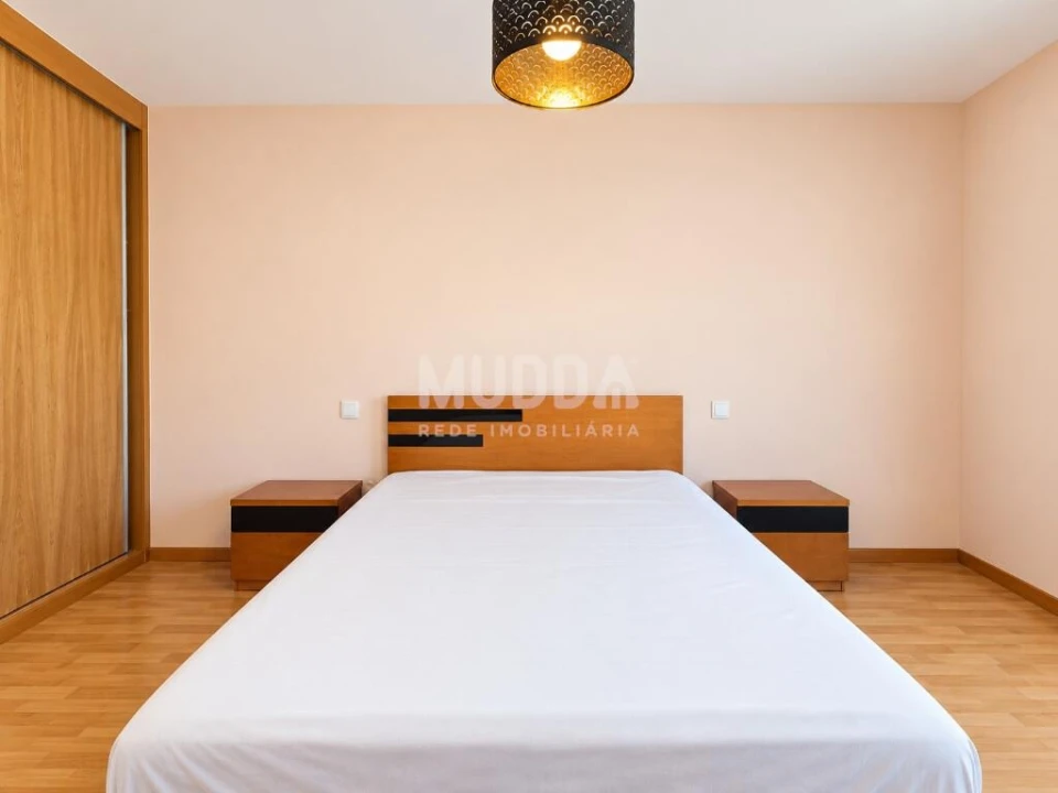 Apartamento T2 para Arrendamento em Loureiro Foto 12