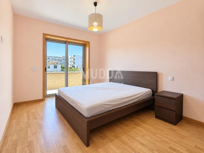 Apartamento T2 para Arrendamento em Loureiro Foto 15