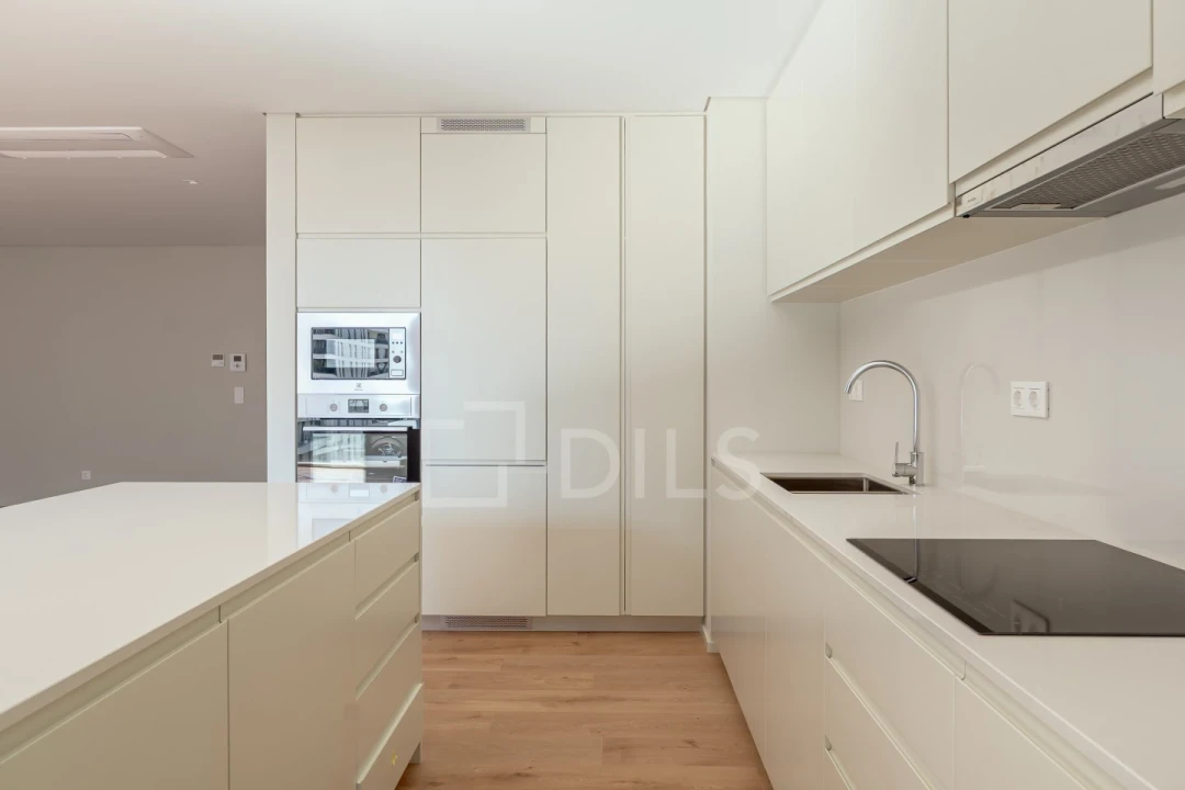 Apartamento T3 para Venda em Algés, Linda-A-Velha e Cruz Quebrada-Dafundo Foto 6
