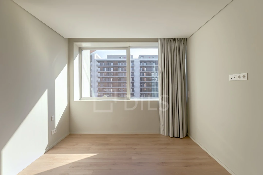 Apartamento T3 para Venda em Algés, Linda-A-Velha e Cruz Quebrada-Dafundo Foto 10