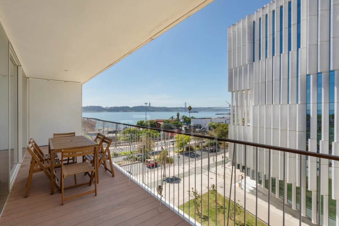Apartamento T3 para Venda em Misericórdia Foto 1