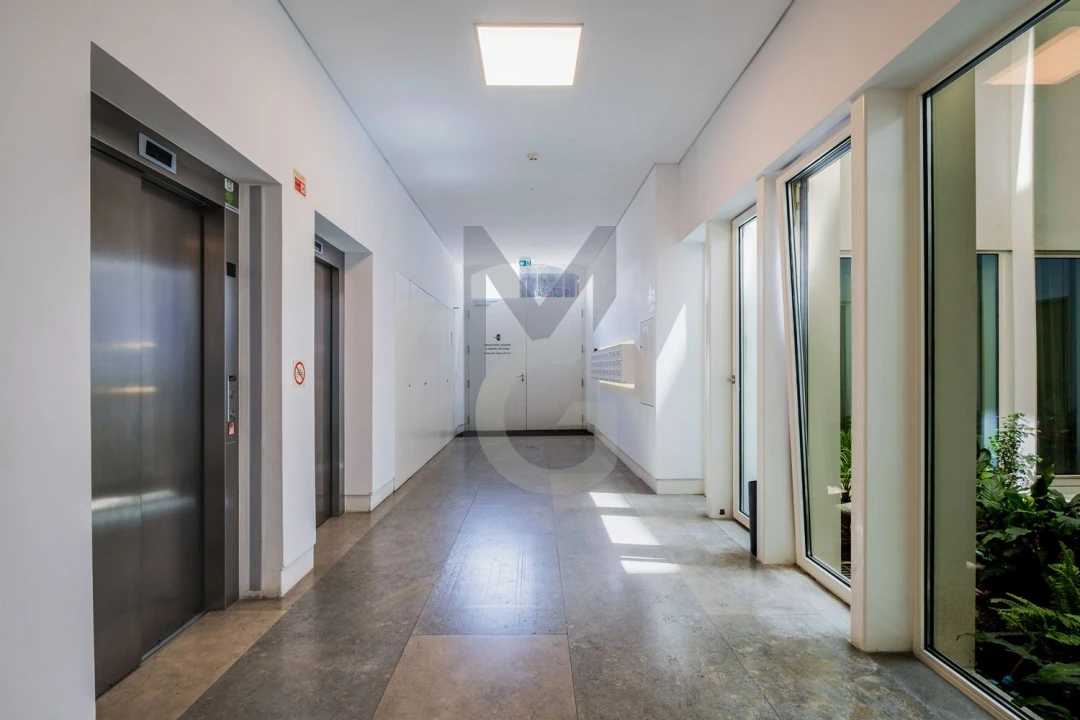 Apartamento T2 para Venda em Misericórdia Foto 22
