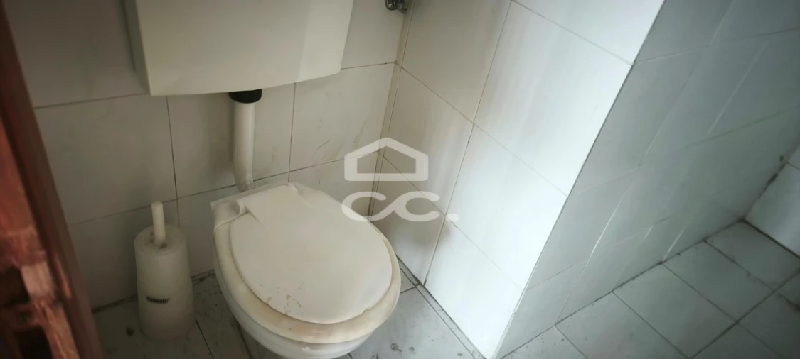 Armazém para Venda em Polvoreira Foto 9