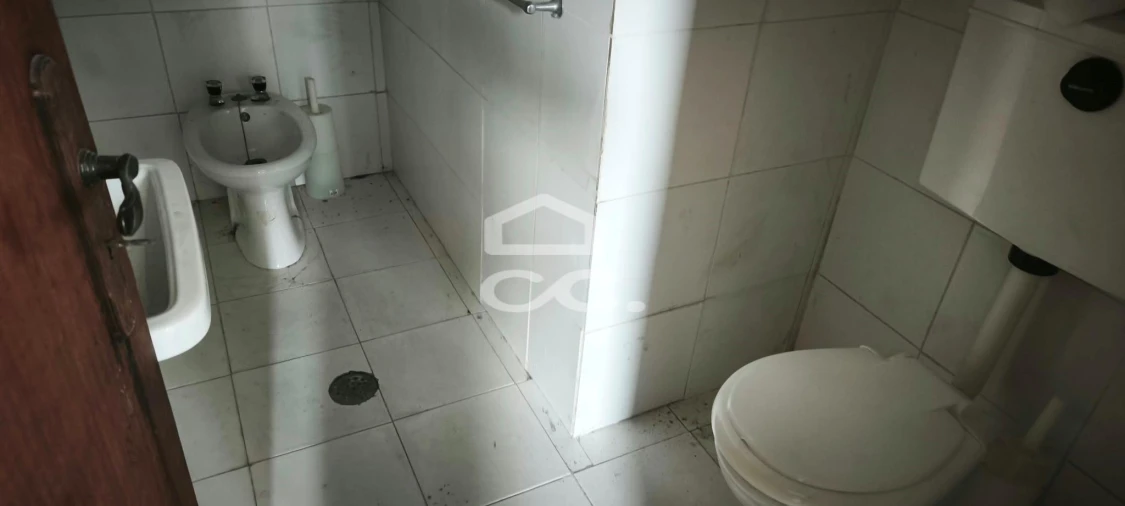 Armazém para Venda em Polvoreira Foto 13