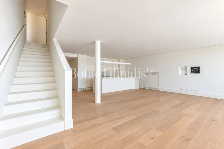 Apartamento T5 para Venda em Estrela Foto 19