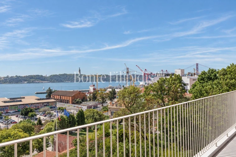 Apartamento T5 para Venda em Estrela Foto 37
