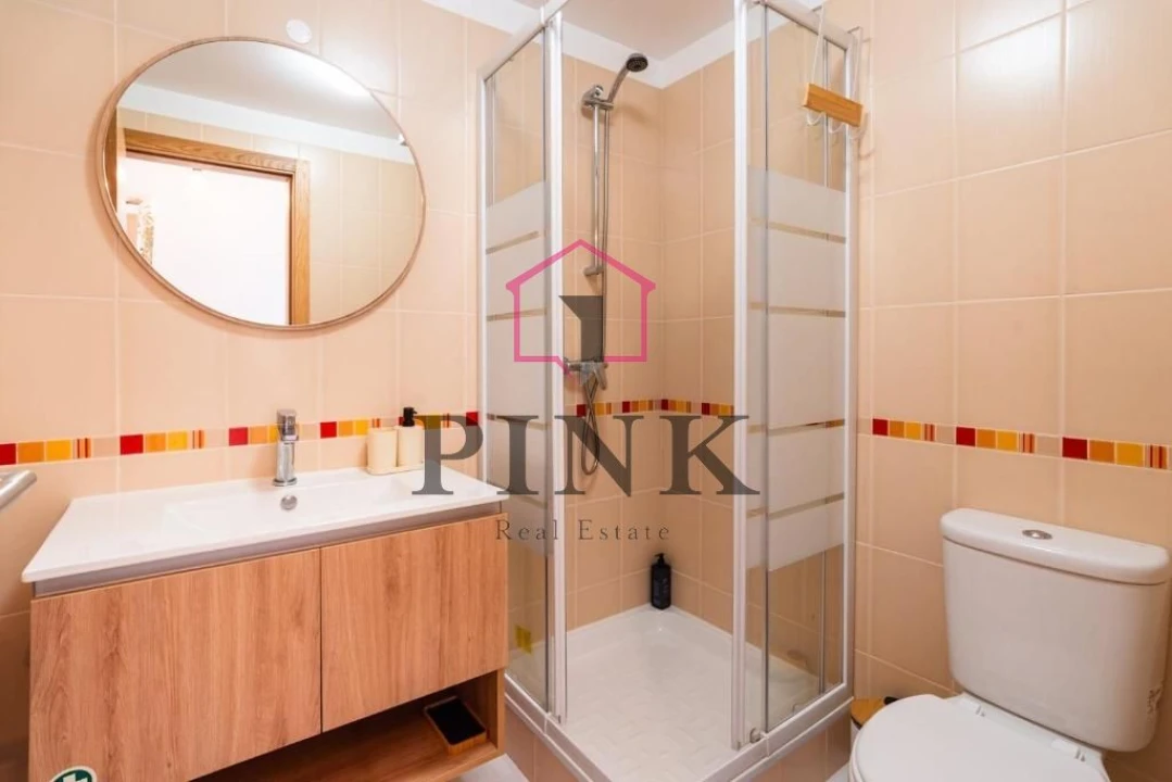 Apartamento T2 para Venda em Caniço Foto 14