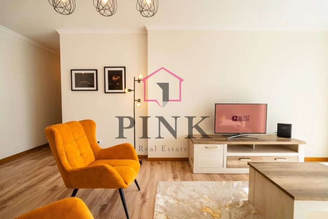 Apartamento T2 para Venda em Caniço Foto 9